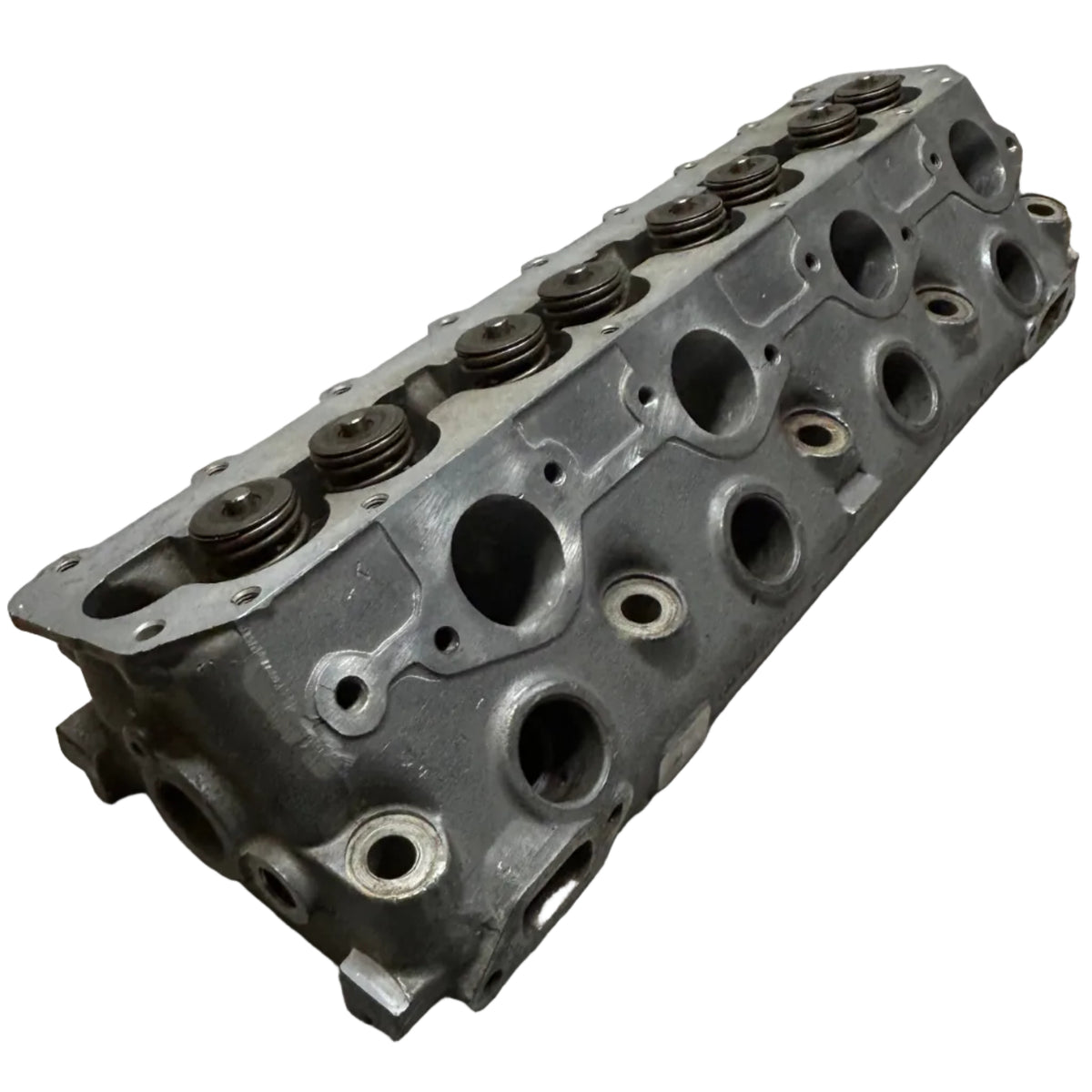 USED PORSCHE 928 S2 4.7L V8 CYLINDER HEAD 9281043483R