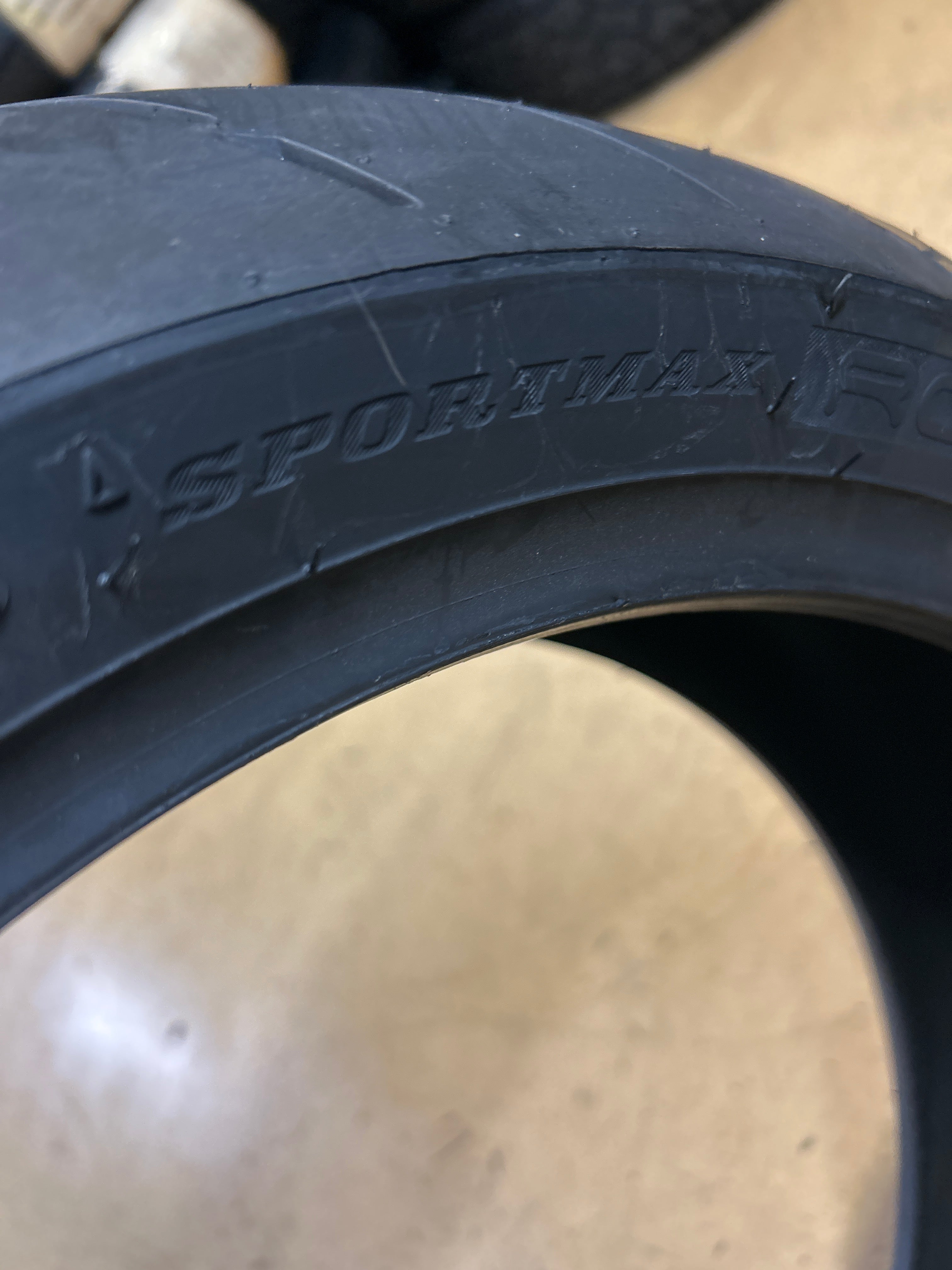 DUNLOP SPORTMAX ROADSMART III BSW 180 55 17 73W REAR TIRE 45227413