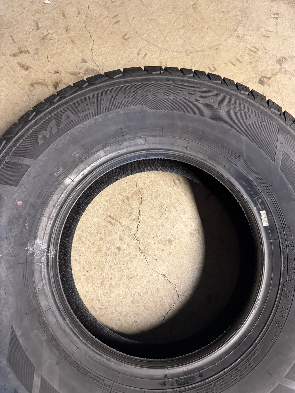 NOS MASTERCRAFT STRATUS HT BSW LT 265 75 16 123/120R 10PLY TIRE 175075002