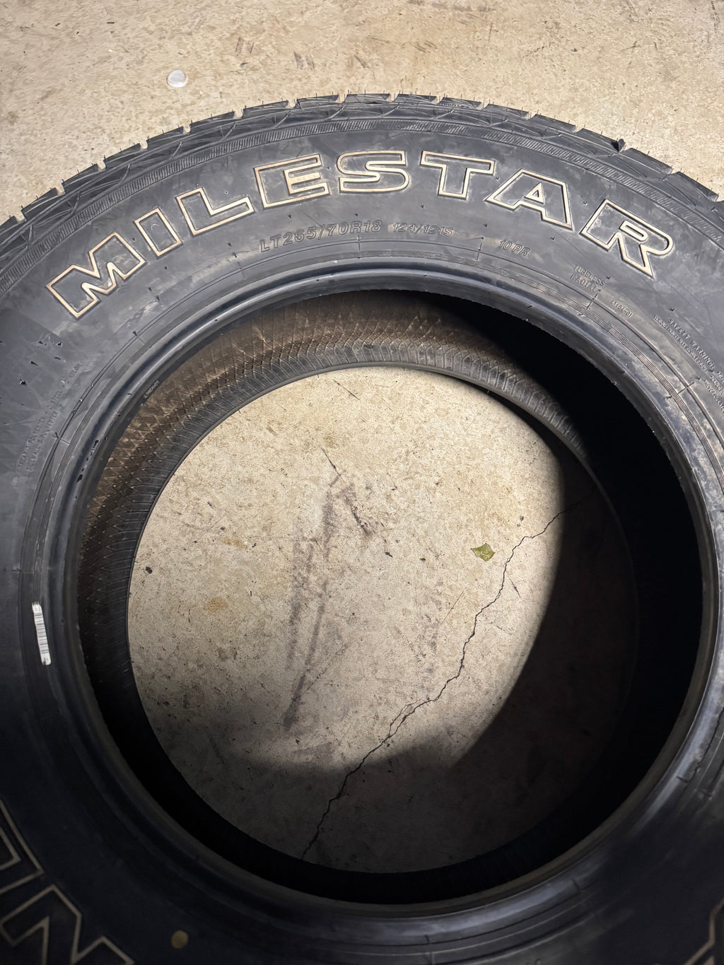 NOS MILESTAR GRANTLAND OWL LT 265 70 18 124/121S 10PLY ALL SEASON TIRE 22815001