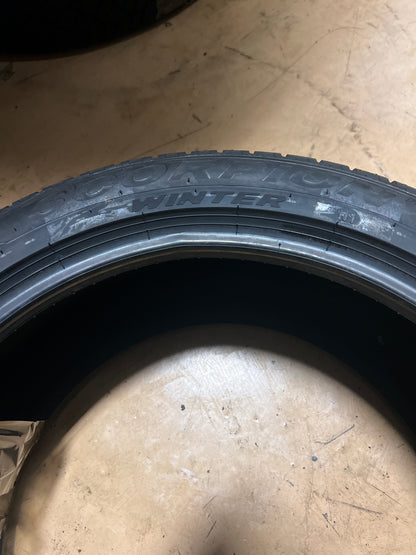 2 NOS PIRELLI SCORPION WINTER N1 P 275 40 20 106V XL WINTER  TIRE 2792400