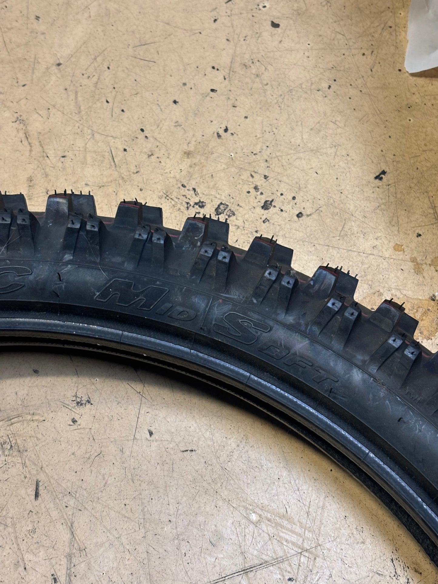 PIRELLI SCORPION XC MID SOFT 80 100 21 51R FRONT MOTORCYCLE TIRE 1767600