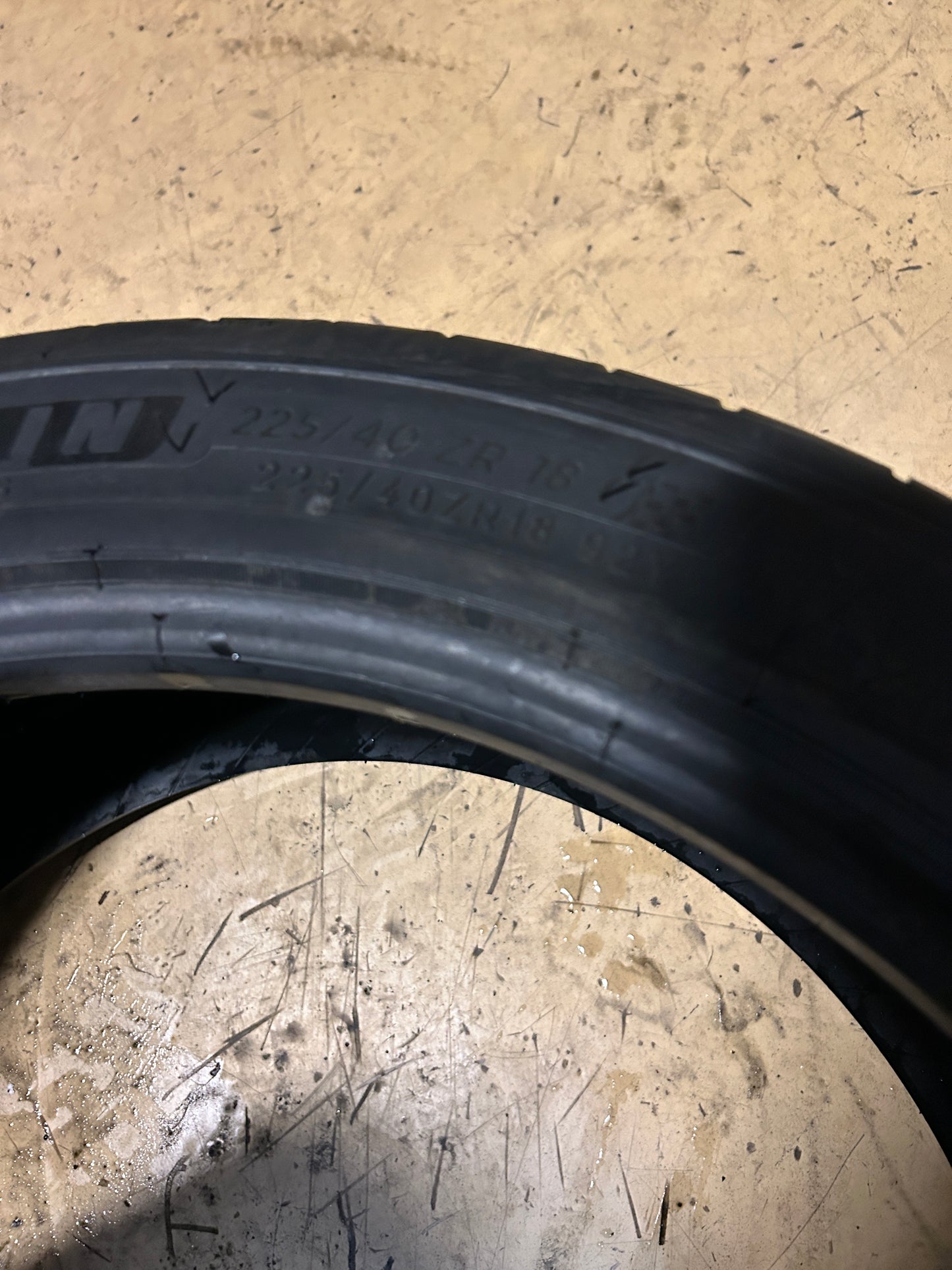 MICHELIN PILOT SPORT ALL SEASON 4 BSW P 225 40 18 92Y XL UHP TIRE 34320