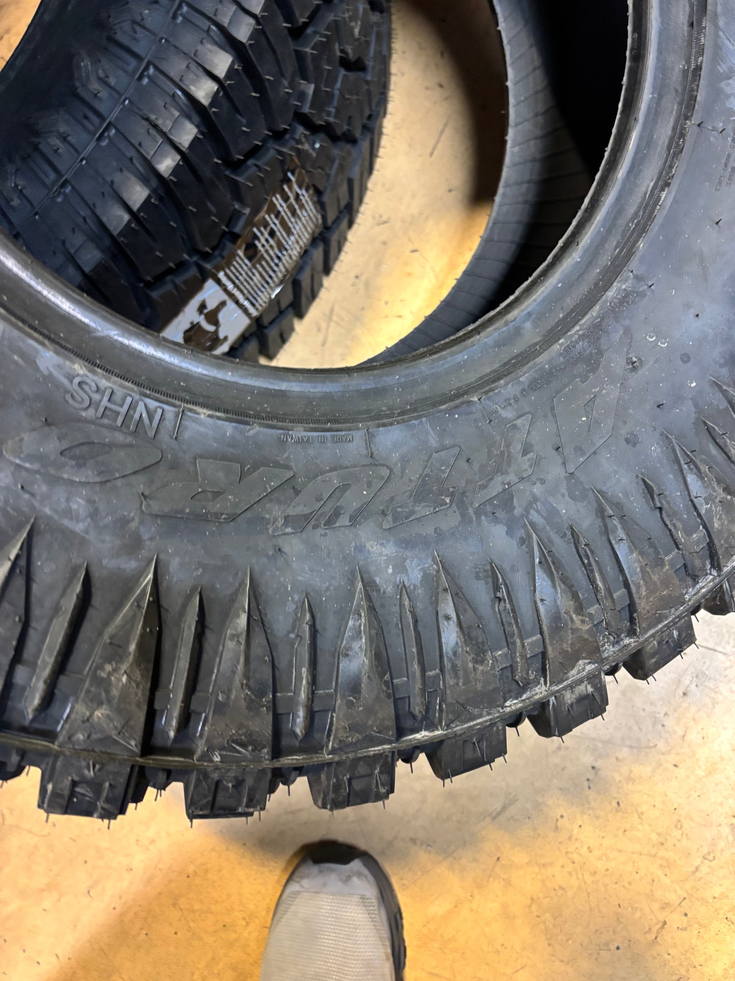 ATTURO TRAIL BLADE X/T SXS BSW  30 10 14 74N LRD 8PLY ALL TERRAIN  TIRE SXXTU2LA4ATA