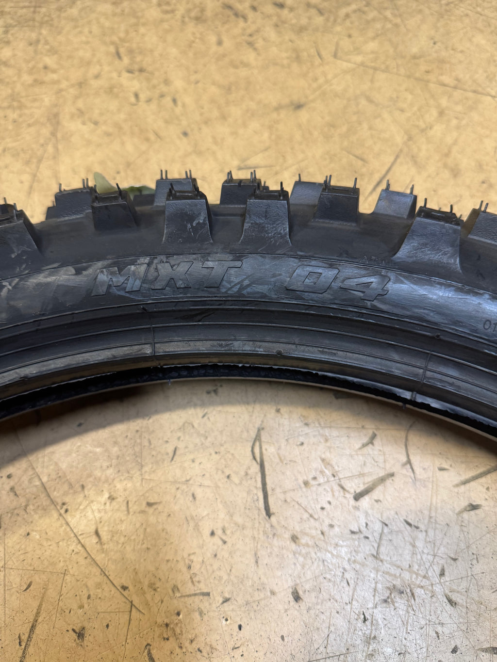 PROTAPER MXT 04 BSW  80 100 21 51M FRONT MOTORCYCLE TIRE 023300