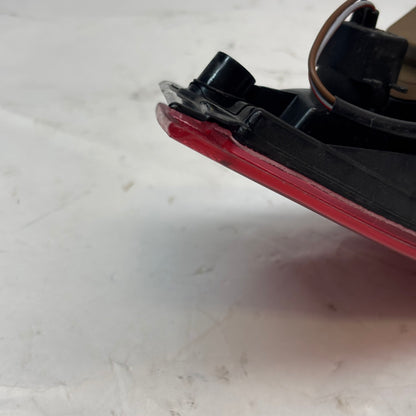USED PORSCHE 911 TAIL LIGHT RIGHT PASSANGER 89-94 L90002404