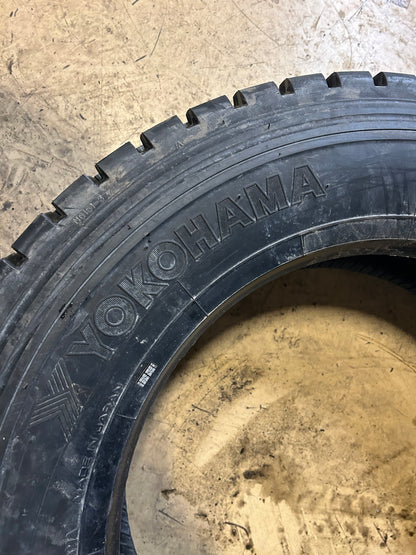 YOKOHAMA 714R BSW  225 70 19.5 128/126L 14PLY DRIVE TIRE 120171401