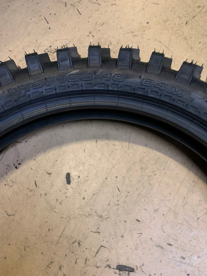 IRC GEKKOTA VOLCANDURO VE33S BSW  110 100 18 64M REAR MOTORCYCLE TIRE 102653