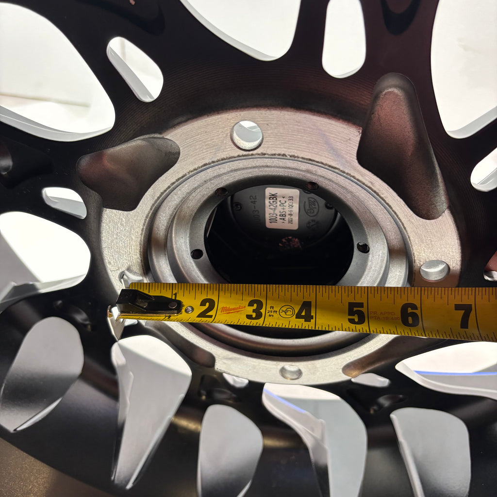 FUEL UTV ALUMINUM RIM D778 RUNNER UTV 18X7 5X156 ET13 GLOSS BLACK MILLED CANDY BLUE FINISH