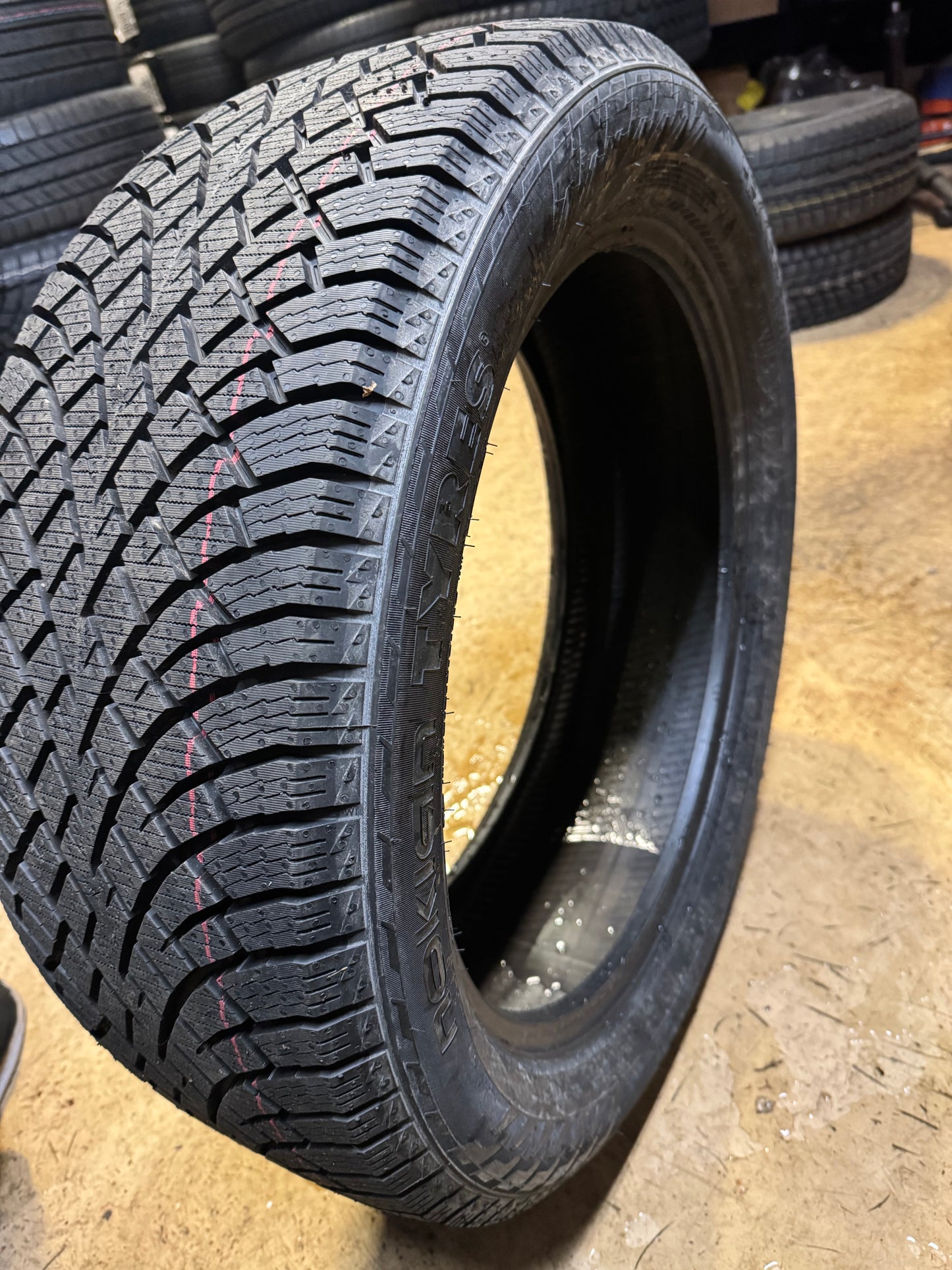 NOKIAN HAKKAPELIITTA R5 SUV BSW P 245 50 20 105R XL WINTER TIRE T432244