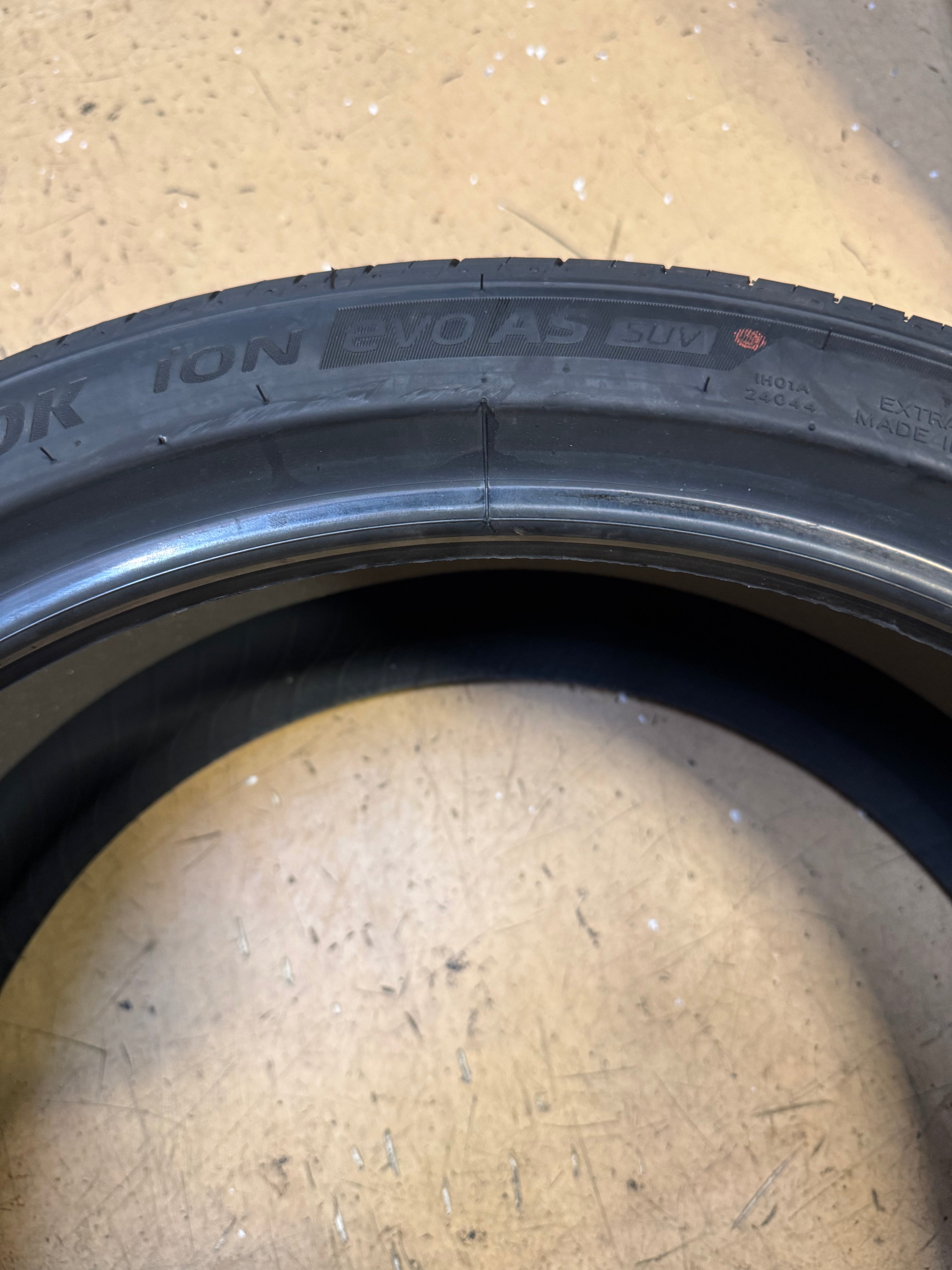 HANKOOK ION EVO AS SUV IH01A (FOAM) BSW P 275 35 21 103W XL ALL SEASON TIRE 1033704