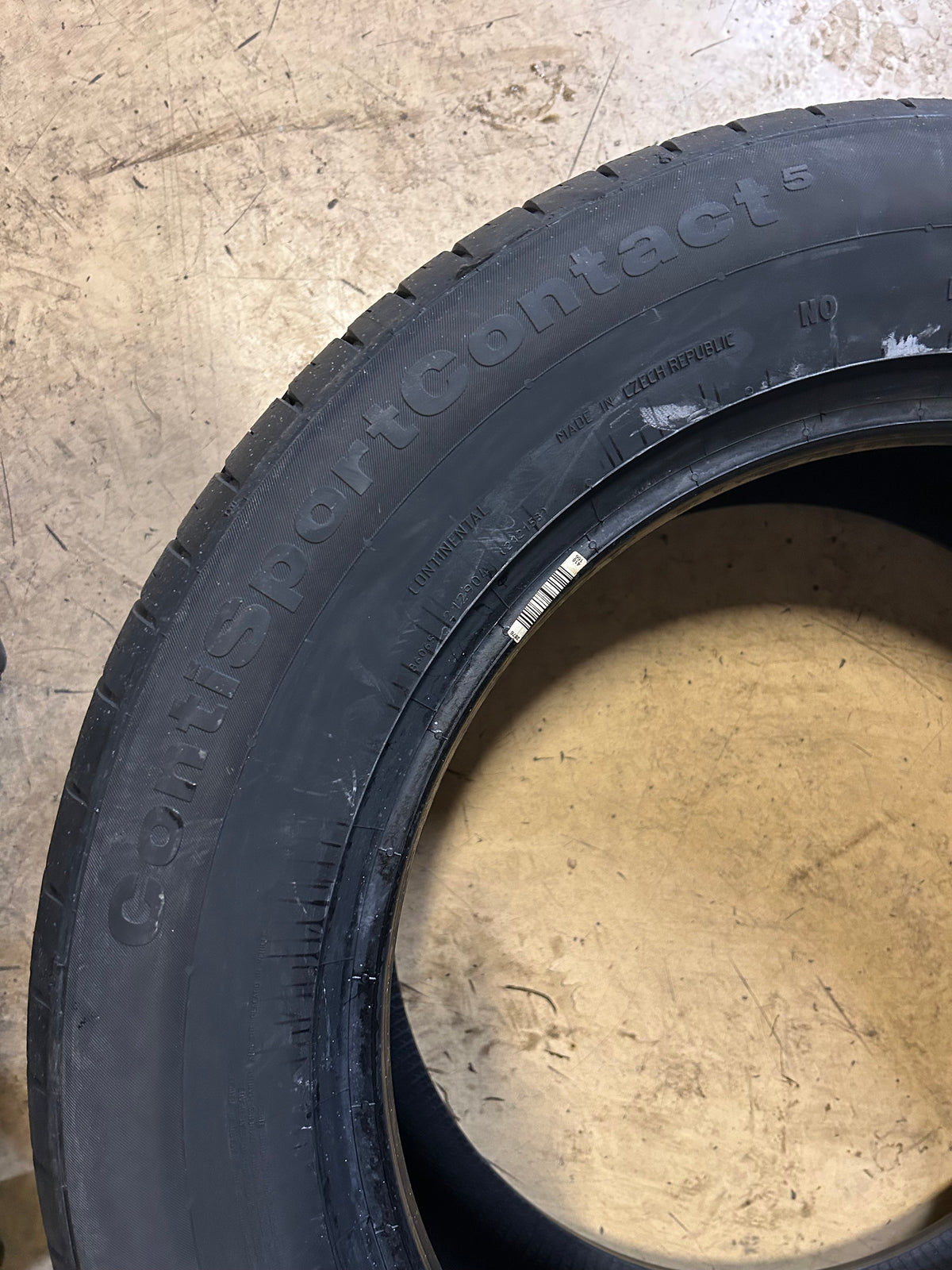 2 CONTINENTAL CONTISPORTCONTACT 5 N0 P 255 55 18 105W TIRE 03542250000