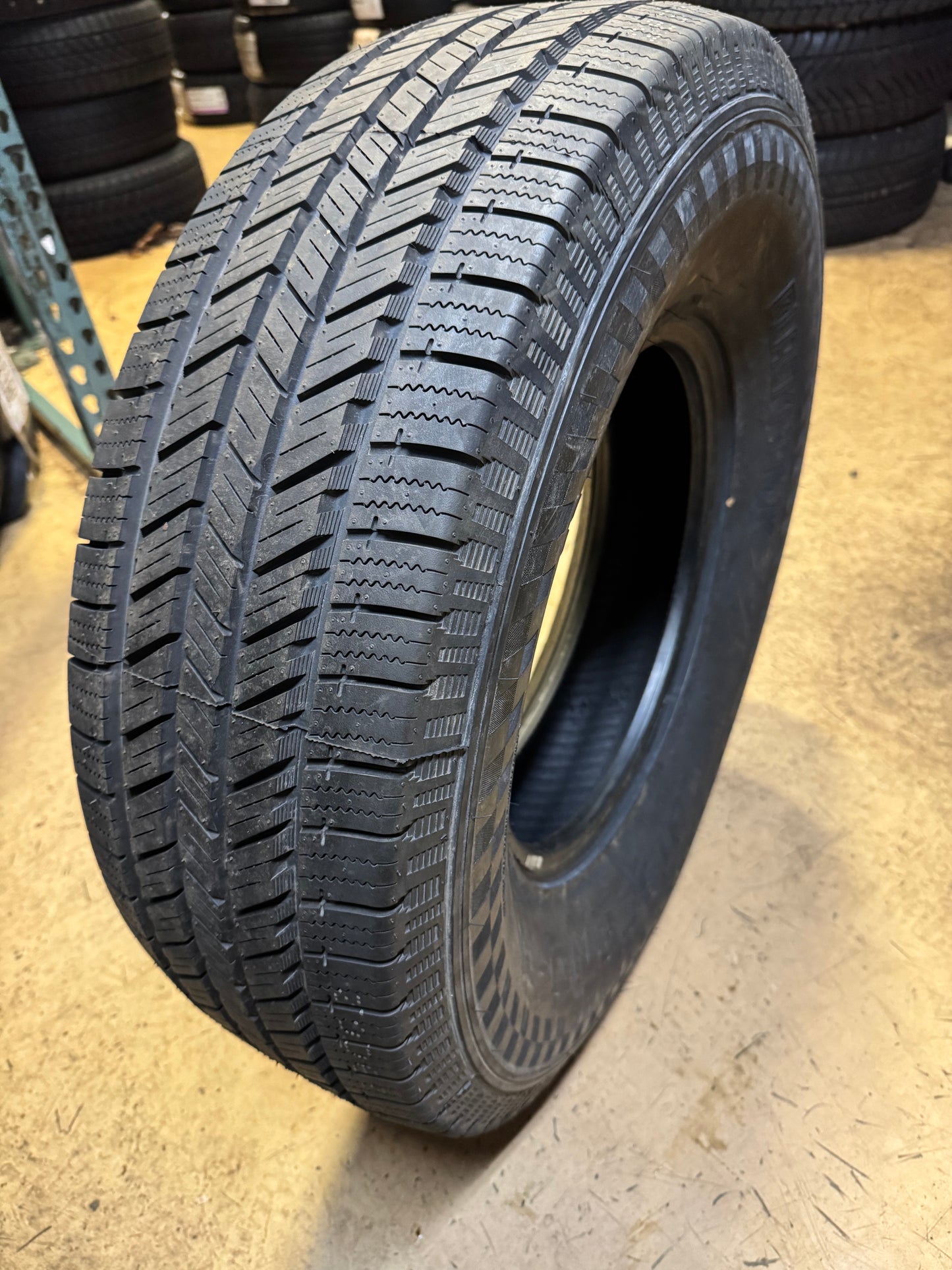 BLACKHAWK HISCEND-H HT01 BSW P 265/75R16 116T ALL SEASON TIRE 5545915V