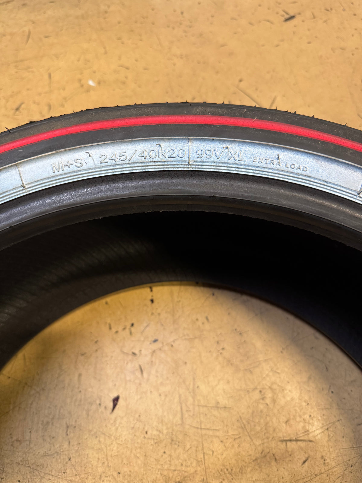2 VOGUE CUSTOM BUILT RADIAL V WR P 245 40 20 99V XL ALL SEASON TIRE 02117065