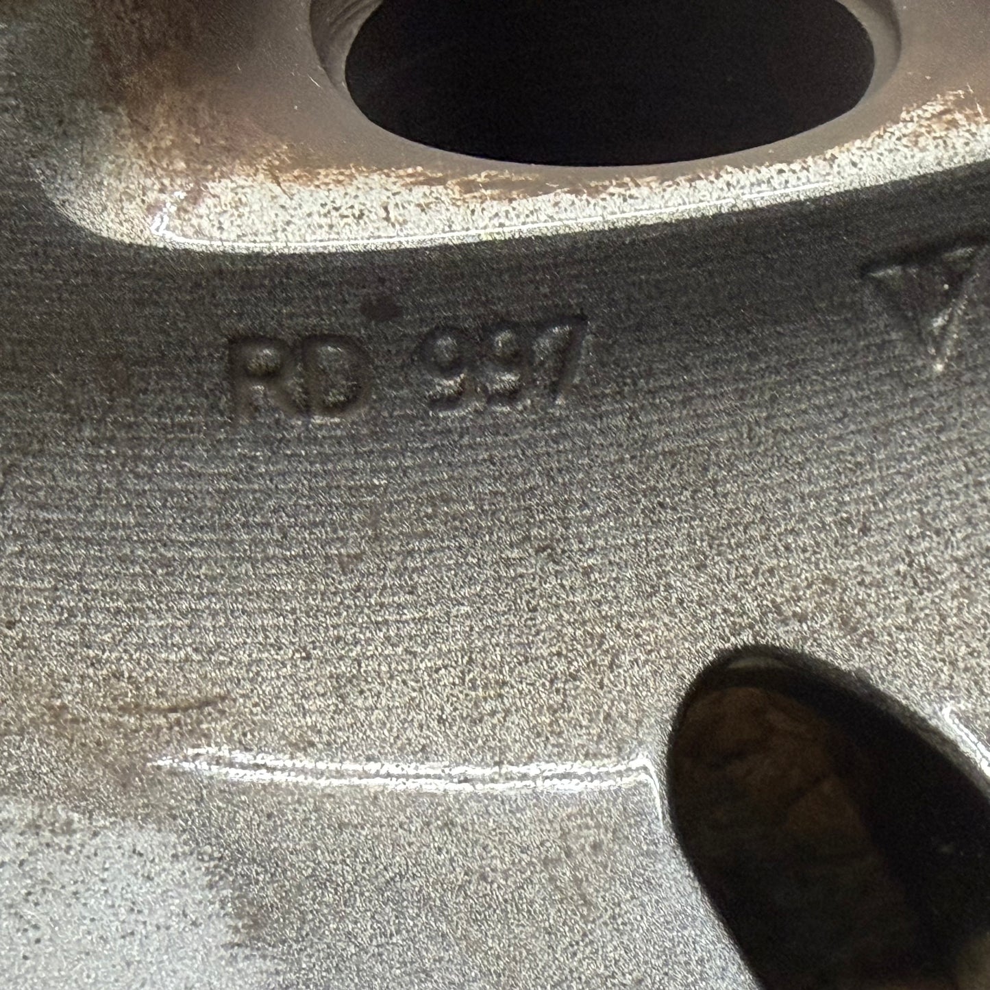 USED PORSCHE 997 TURBO 19X8.5 ET56 5X130 GUNMETAL GRAY MACHINED FACE 997 352 156 05