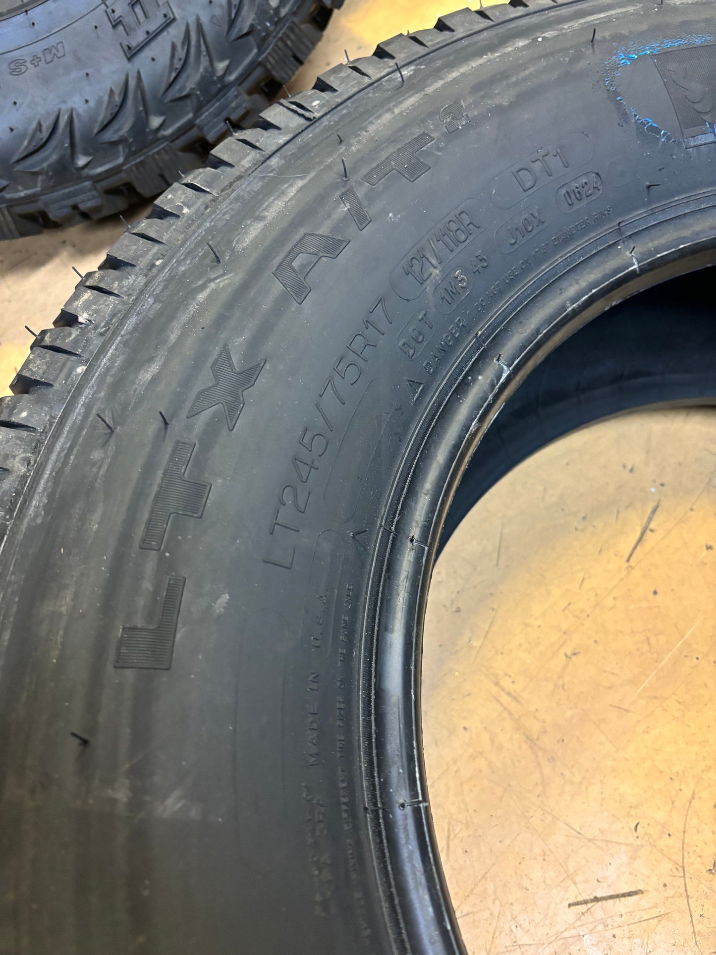 MICHELIN LTX A/T2 RWL DT1 LT 245 75 17 121/118R LRE 10 PLY ALL TERRAIN TIRE 21691