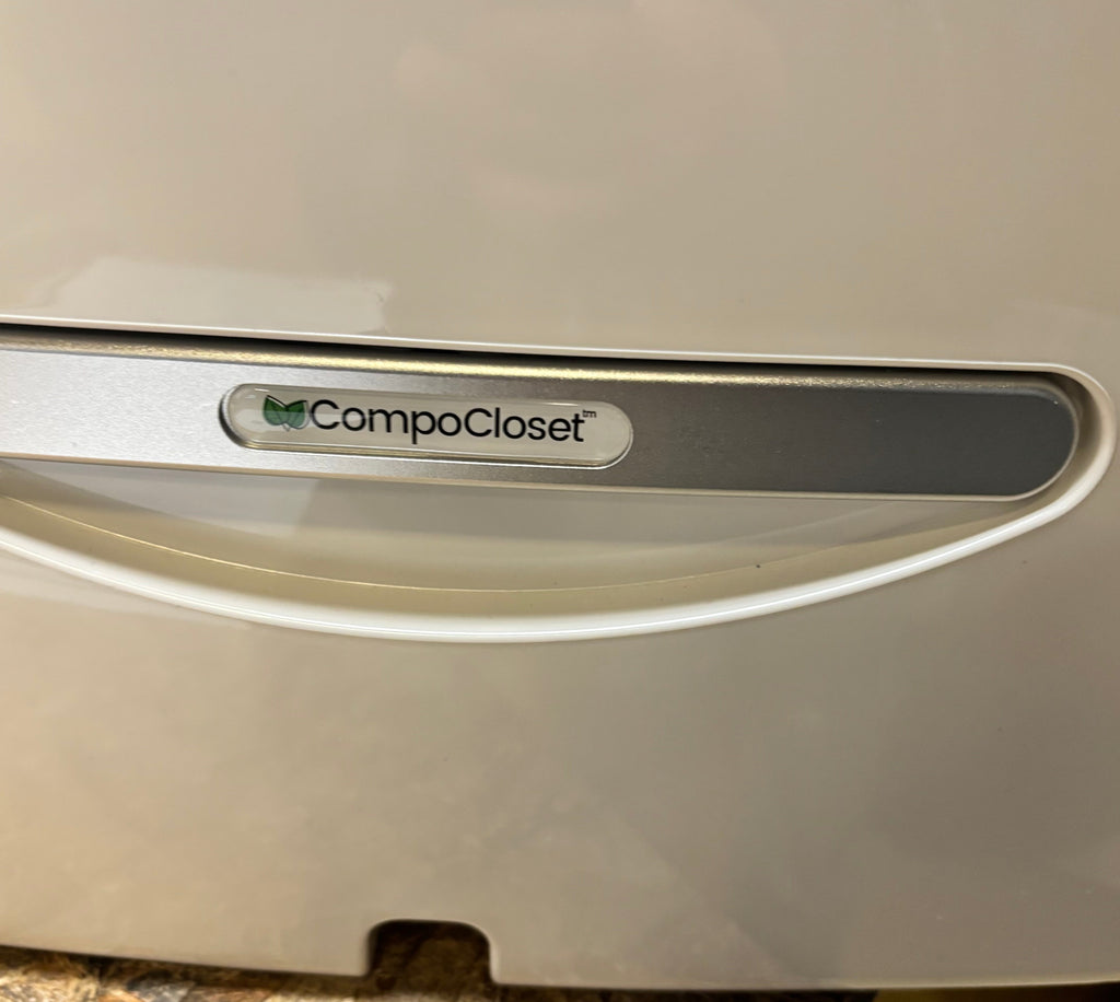 CUDDY COMPOSTING TOILET 3.9 GAL CAPACITY