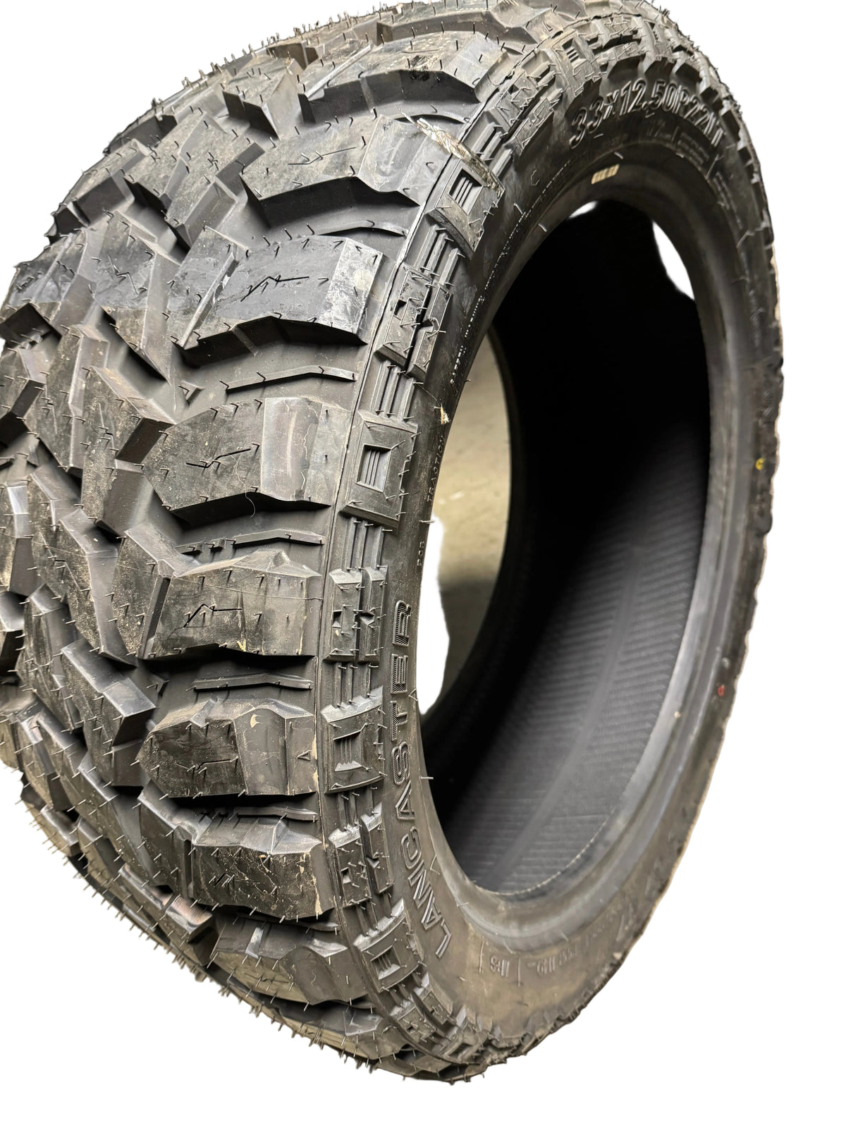 NOS LANCASTER LS-67 M/T BSW LT 33 12.5 22 114Q 12PLY MUD TERRAIN TIRE LC1350