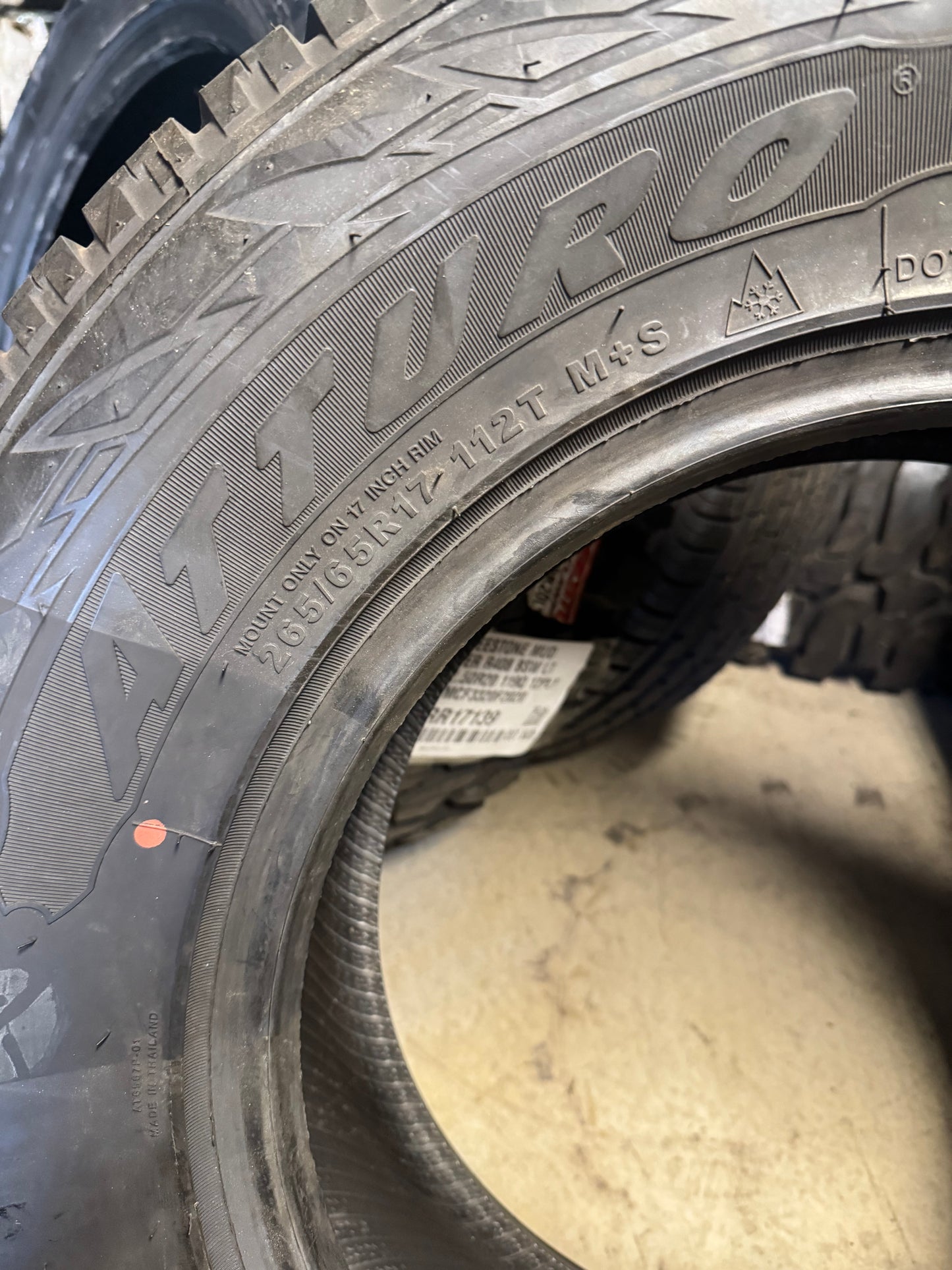 NOS ATTURO TRAIL BLADE A/T BSW P 265 65 17 112T ALL TERRAIN TIRE 16018