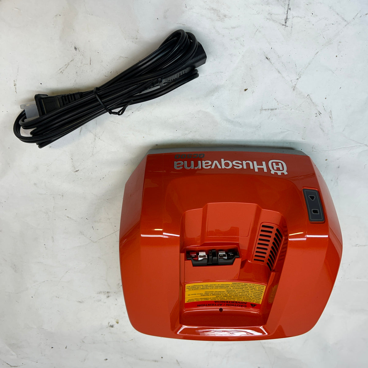 HUSQVARNA CORDLESS CORE DRILL W/ 2 BATTERIES & CHARGER DM 540I
