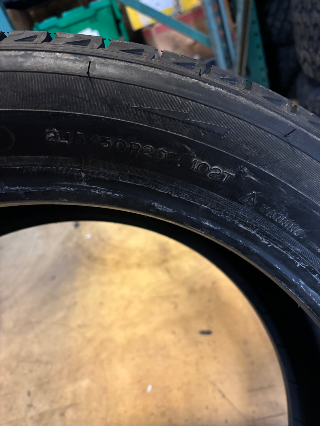 NEW OLD STOCK MICHELIN LATITUDE X-ICE XI2 P 245 50 20 102T SL SNOW WINTER TIRE 81544
