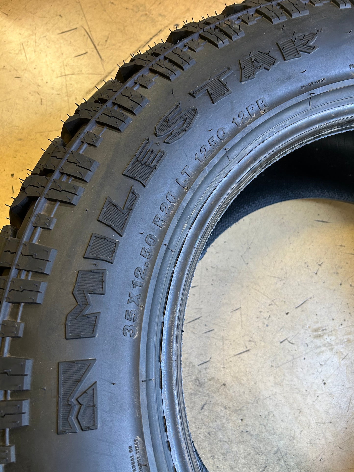 MILESTAR PATAGONIA X/T BSW LT 35 12.5 20 125Q 12PLY RUGGED TIRE 22229510
