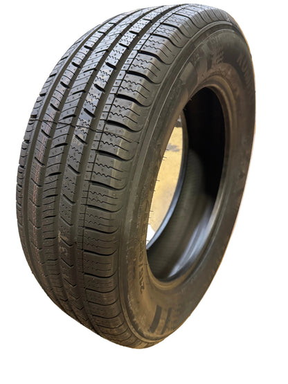 NOS KUMHO SOLUS TA11 BSW P 215 65 17 99T ALLL SEASON TIRE 2182943