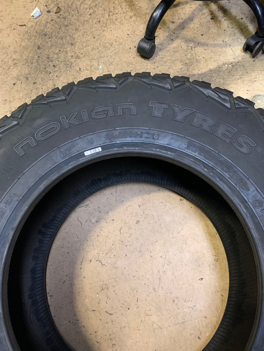 2 NOKIAN OUTPOST AT BSW LT 285 75 18 129/126S 10PLY ALL TERRAIN TIRE T432837