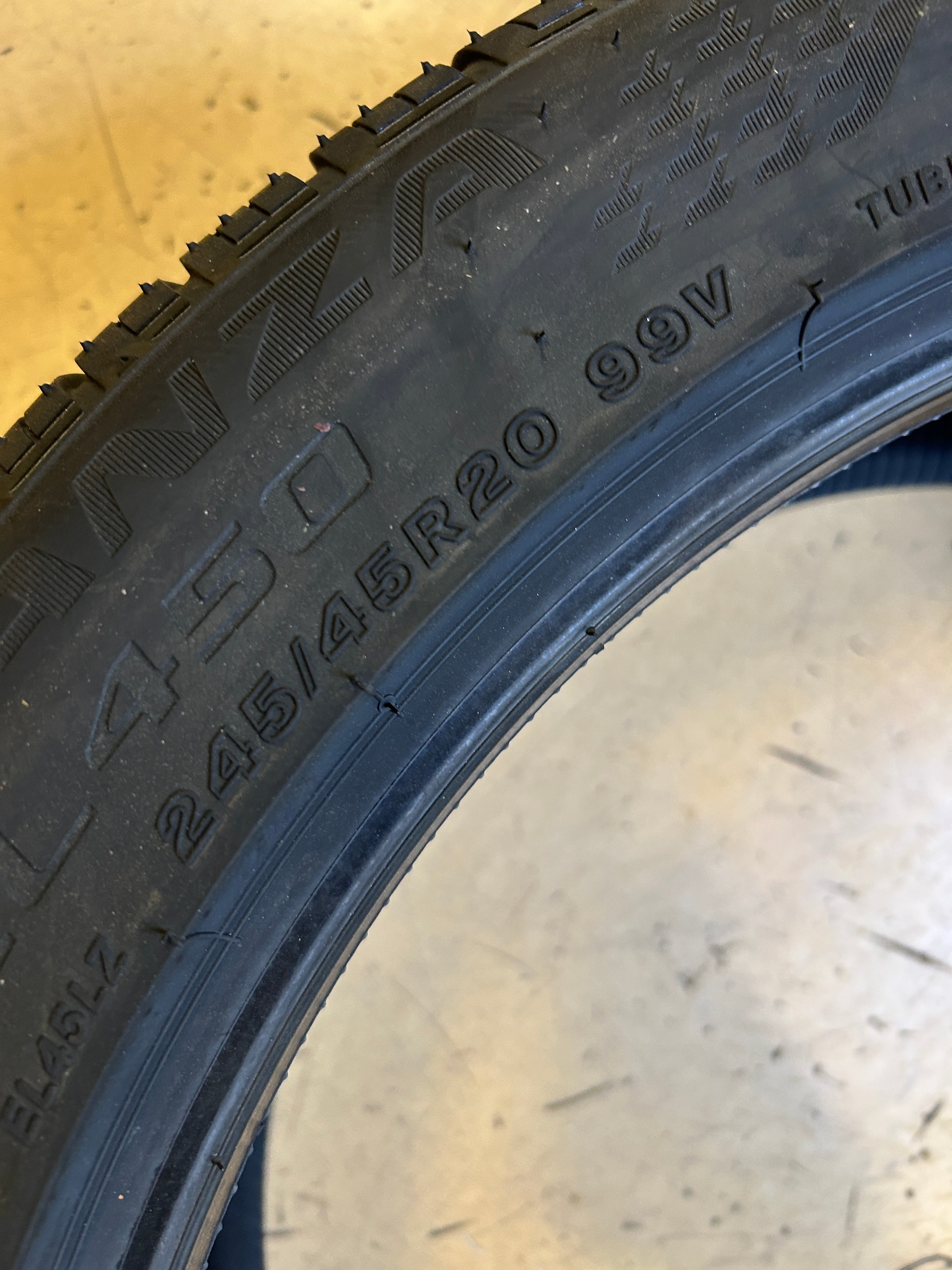 2 BRIDGESTONE TURANZA EL450 RFT BSW P 245 45 20 99V ALL SEASON TIRE 008860