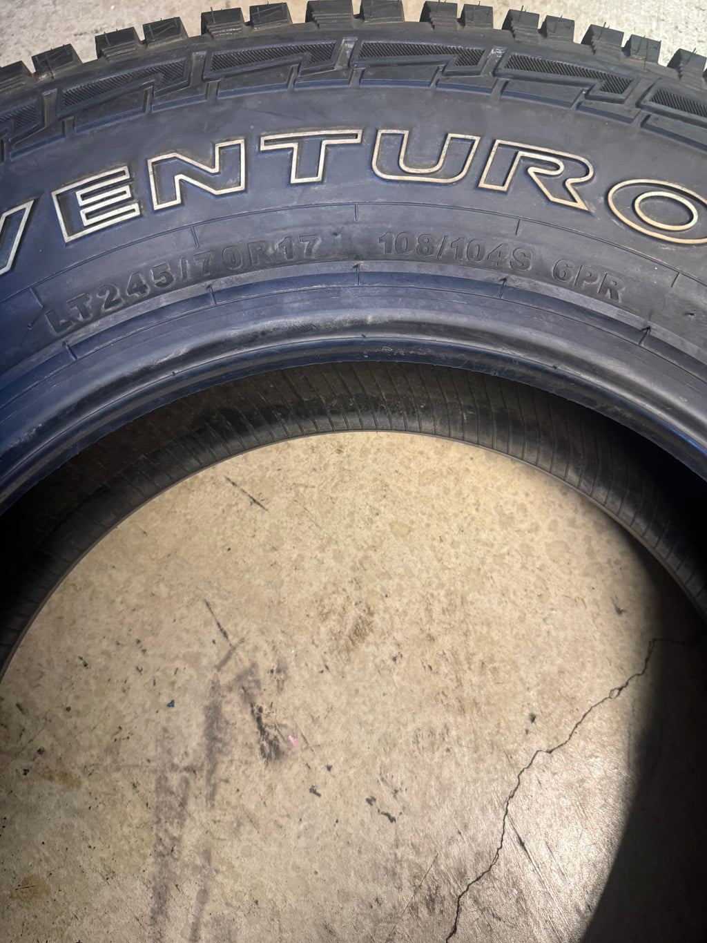 NOS GT RADIAL ADVENTURO AT3 OWL LT 245 70 17 108/104S 6PLY ALL TERRAIN TIRE 100A1897
