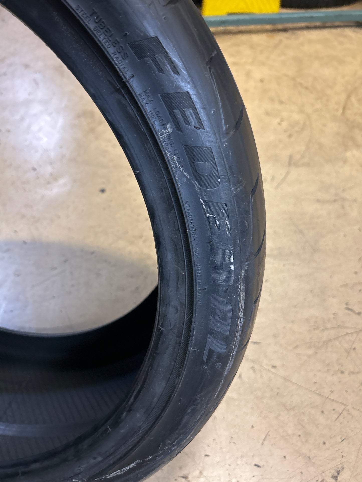 NOS 2 FEDERAL EVOLUZION ST-1 BSW P 255 35 18 94Y XL UHP TIRE B6EM8AFE
