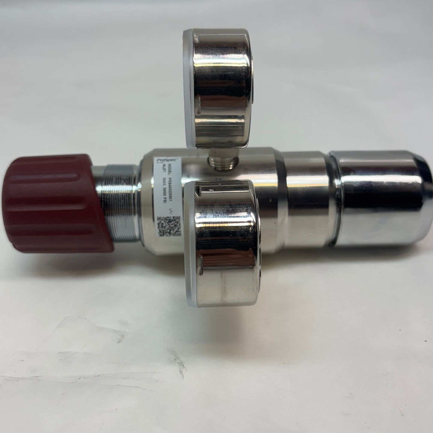 PROSPEC BY LINDE GAS REGULATOR MAX 300PSI MODEL PRS40323301 SERIAL:11091337
