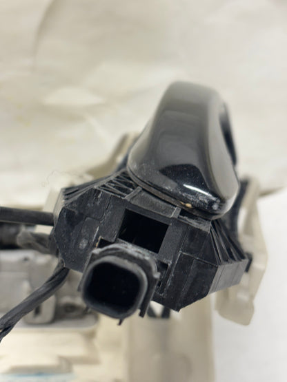 11-17 PORSCHE CAYENNE 958 REAR RS DOOR WINDOW REGULATOR PLATE W/ DOOR HANDLE 7P5 839 756 B