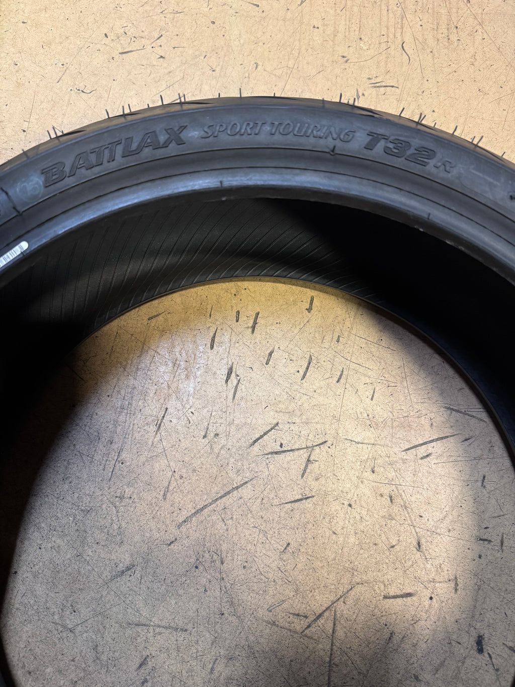 BRIDGESTONE BATTLAX SPORT TOURING T32 BSW 190 50 17 73W REAR MOTORCYCLE TIRE 12676