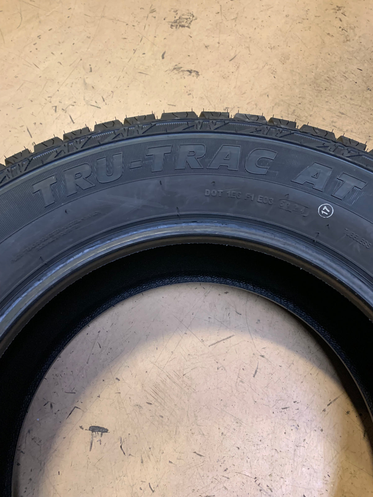 ARMSTRONG TRU-TRAC AT BSW LT 265 65 17 116T XL ALL TERRAIN TIRE 1200056568