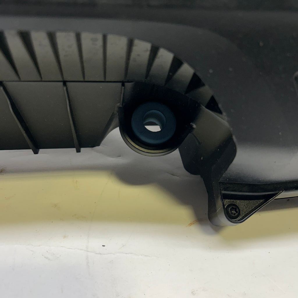 PORSCHE AIR FILTER AND HOUSING ASSEMBLY SLIGHT DAMAGE SHOWN  99711002231