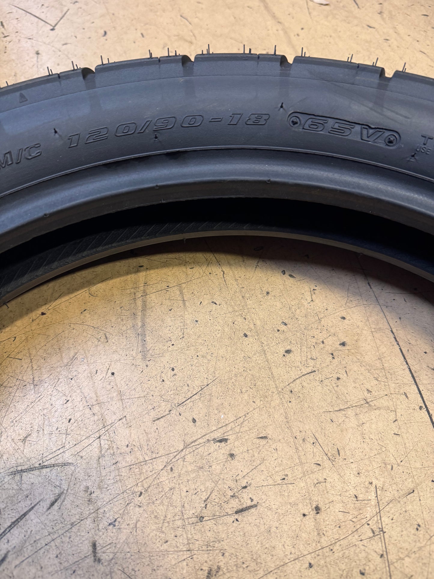 SHINKO 230 TOUR MASTER BSW 120 90 18 65V FRONT MOTORCYCLE TIRE 874164
