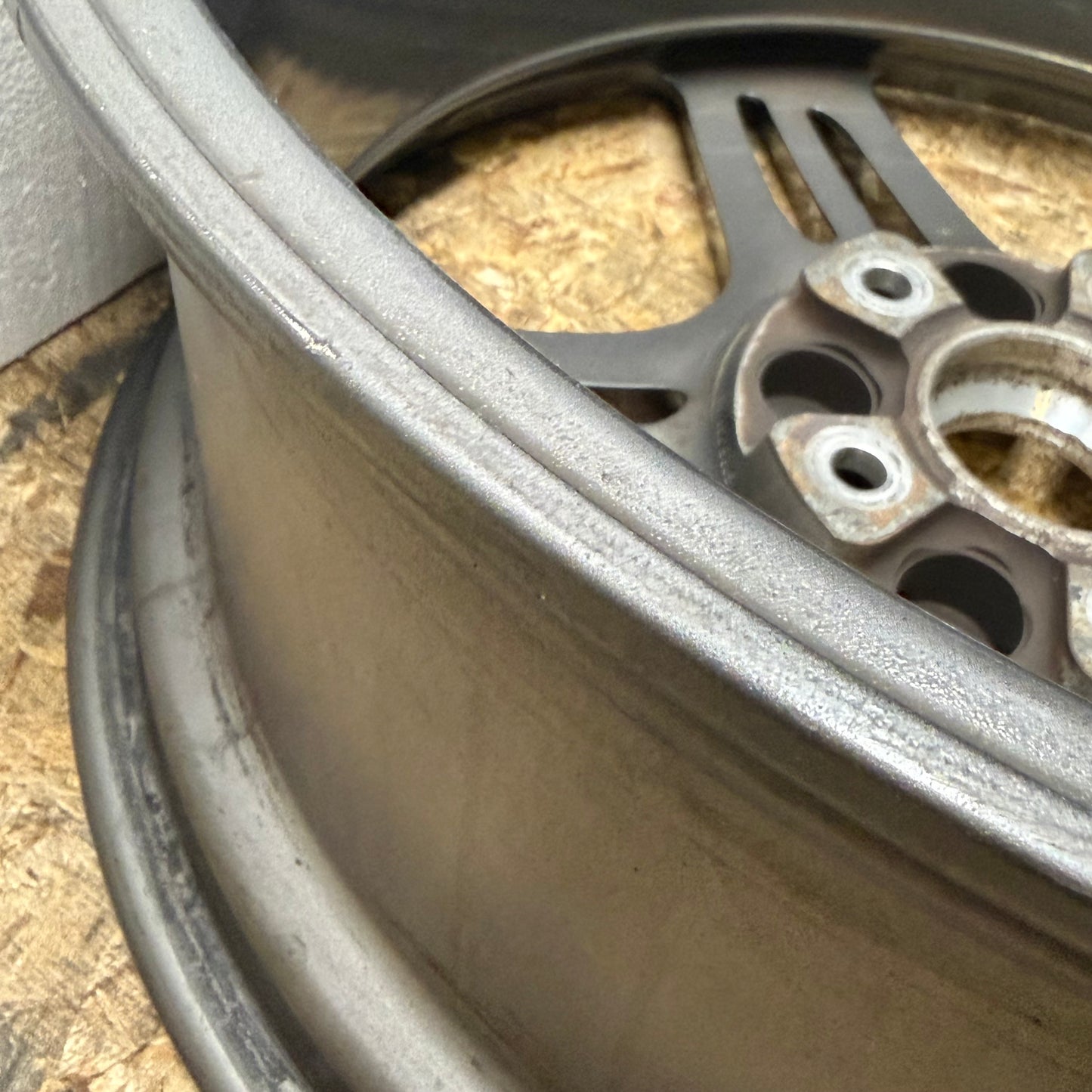 USED PORSCHE 997 TURBO 19X8.5 ET56 5X130 GUNMETAL GRAY MACHINED FACE 997 352 156 05