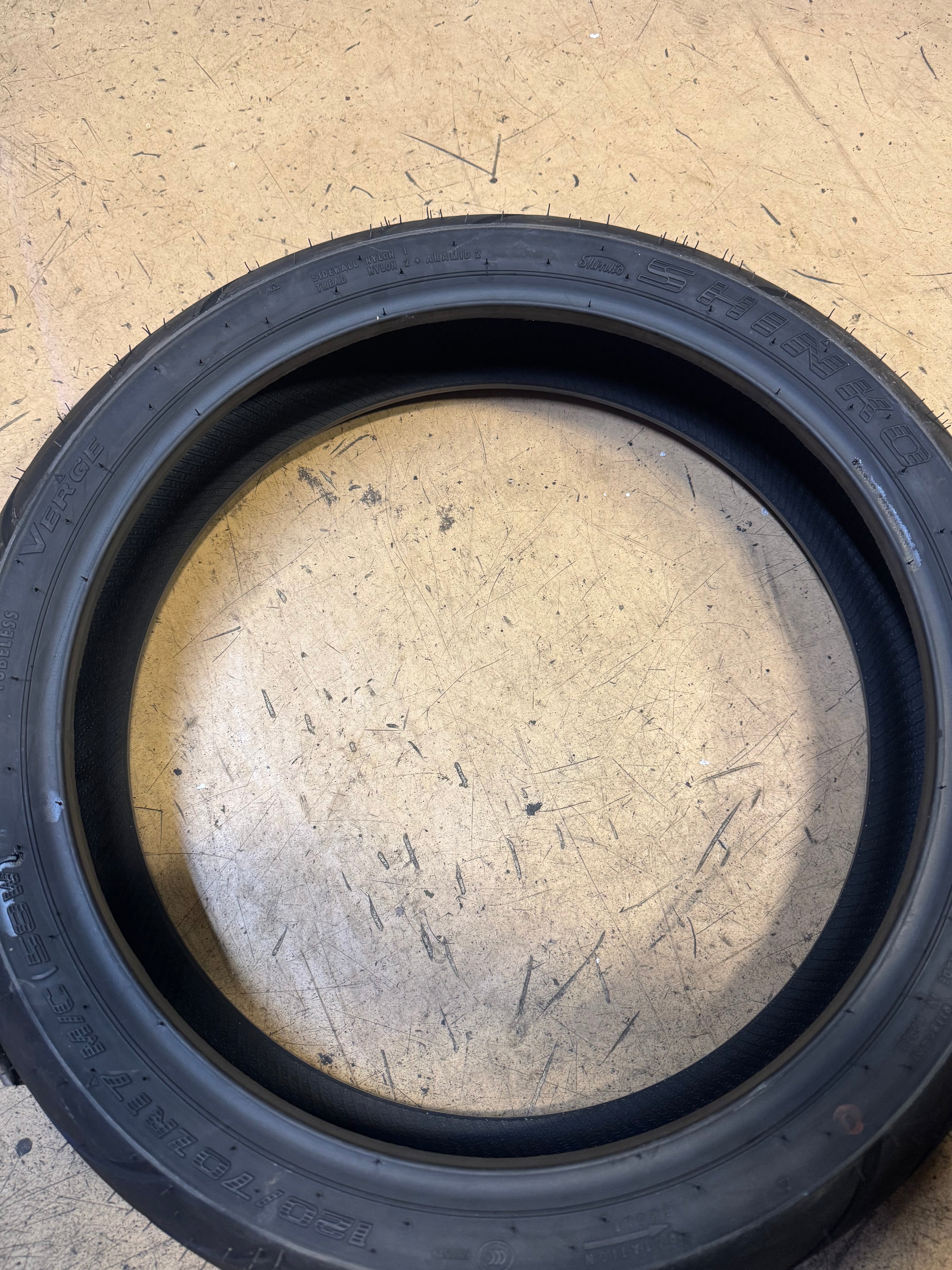 SHINKO 011 VERGE BSW 120 7017 58W FRONT MOTORCYCLE TIRE 874081