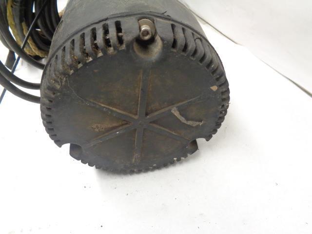 TEAM FENEX 1.1 HP SUBMERSIBLE PUMP 10-0158F FOR PARTS J1