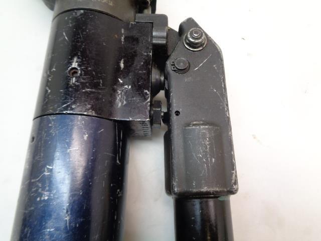 USED UNBRANDED HEAVY DUTY HYDRAULIC CRIMPING TOOL R35
