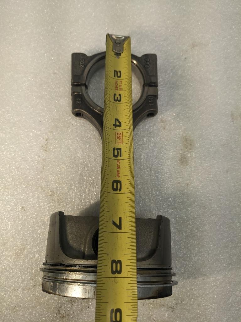 PORSCHE 986 BOXSTER 2.7L PISTON W/CONNECTING ROD #4 9961031028R USED 996GL2T1