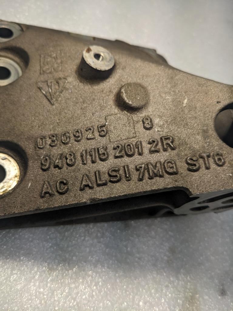 PORSCHE CAYENNE ENGINE HOLDER RIGHT 9481152012R USED R25