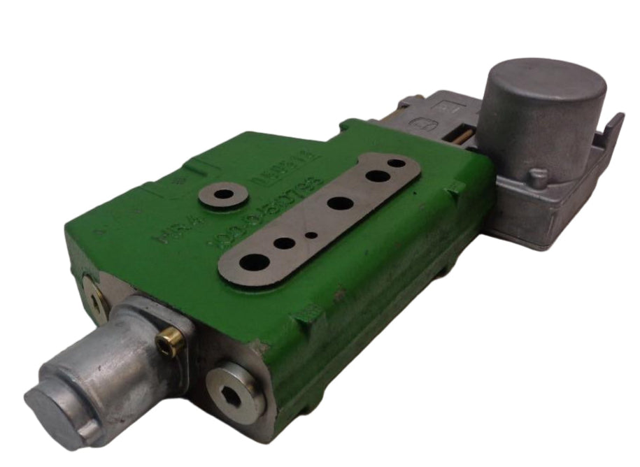 JOHN DEERE BUCHER HYDRAULIC SECTION 100-0-510798 020339 AL209370 R10
