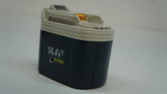 NOS MAKITA 14.4V 2.7Ah RECHARGEABLE CORDLESS BATTERY BH1427 R28