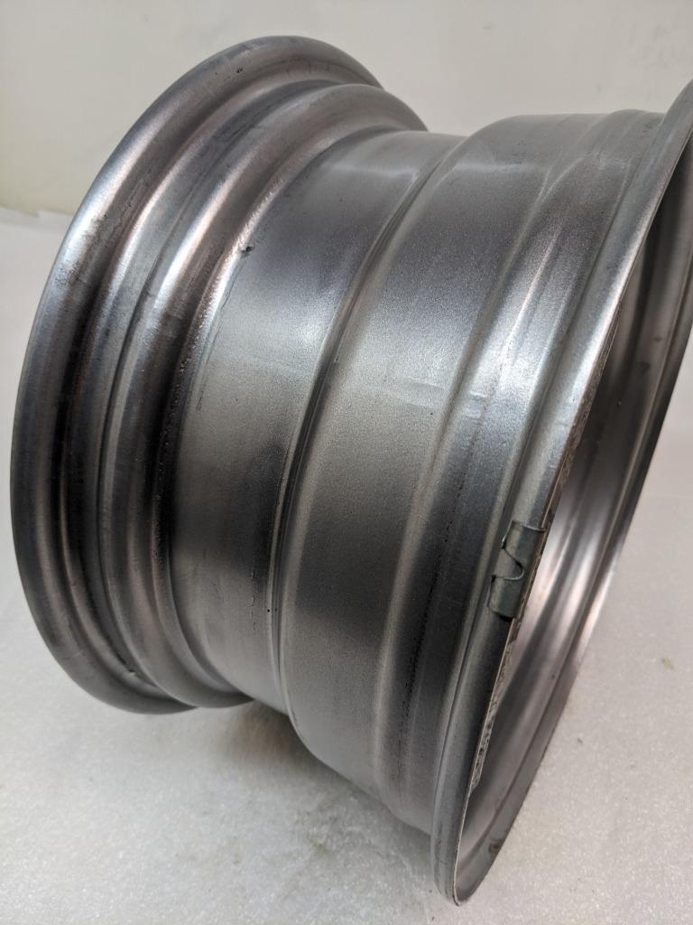 1 WHEEL VINTIQUES 344734044 34 CAMARO RALLYE SILVER SERIES 14X7 4.25BS NEW WR