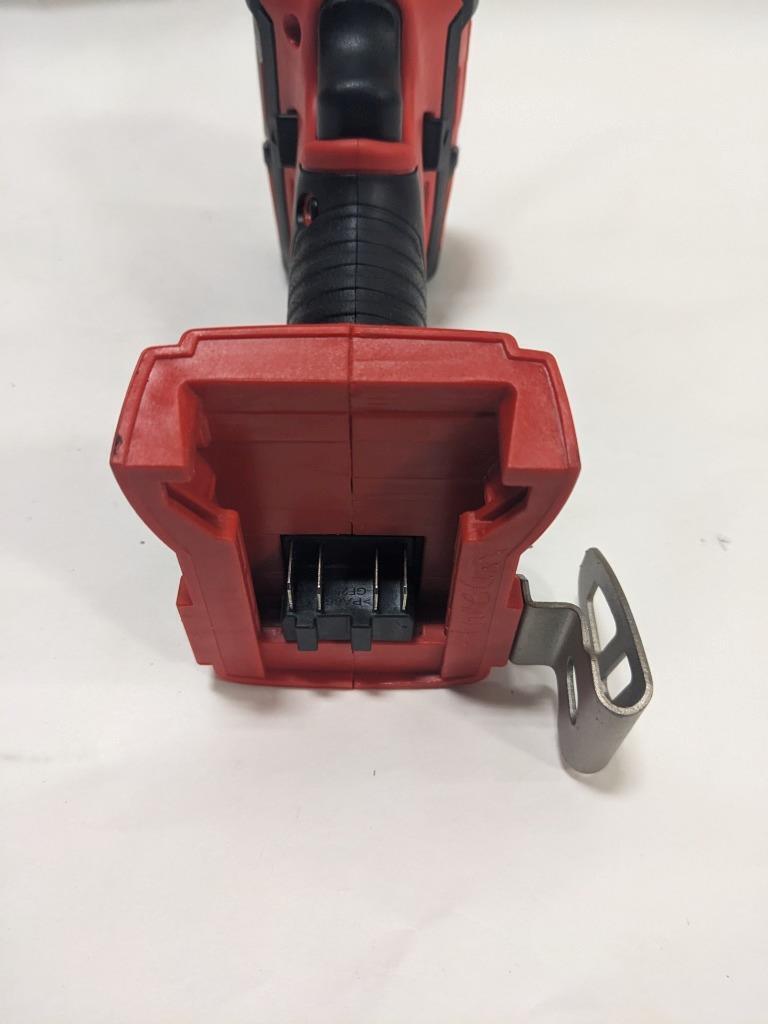 MILWAUKEE M18 CORDLESS LITHIUM-ION 1/4" HEX IMPACT DRIVER 2656-20 BSR35