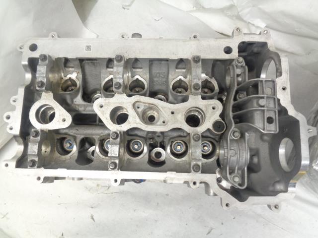PORSCHE 911 991 CYLINDER HEAD W/OUT CAMSHAFTS CYLINDERS 4-6 9A1 104 112 8R I2