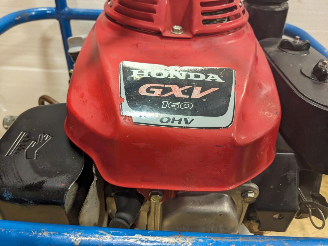 POWER TEAM 913F GAS POWERED HYD POWERIG W/ 4-CYCLE GAS MOTOR B2