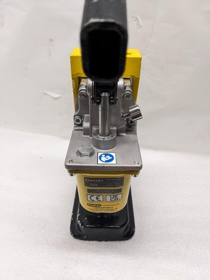 STANLEY TJ12111S HYDRAULIC TRACK JACK TJ12 NEW H2